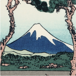 松並木を額縁にした富士を見上げて、よっこらどっこいしょ。